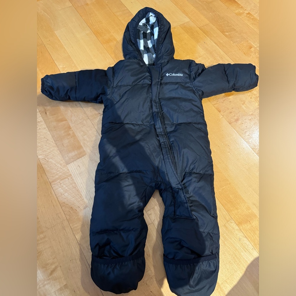 Columbia baby down snowsuit 12-18 months black